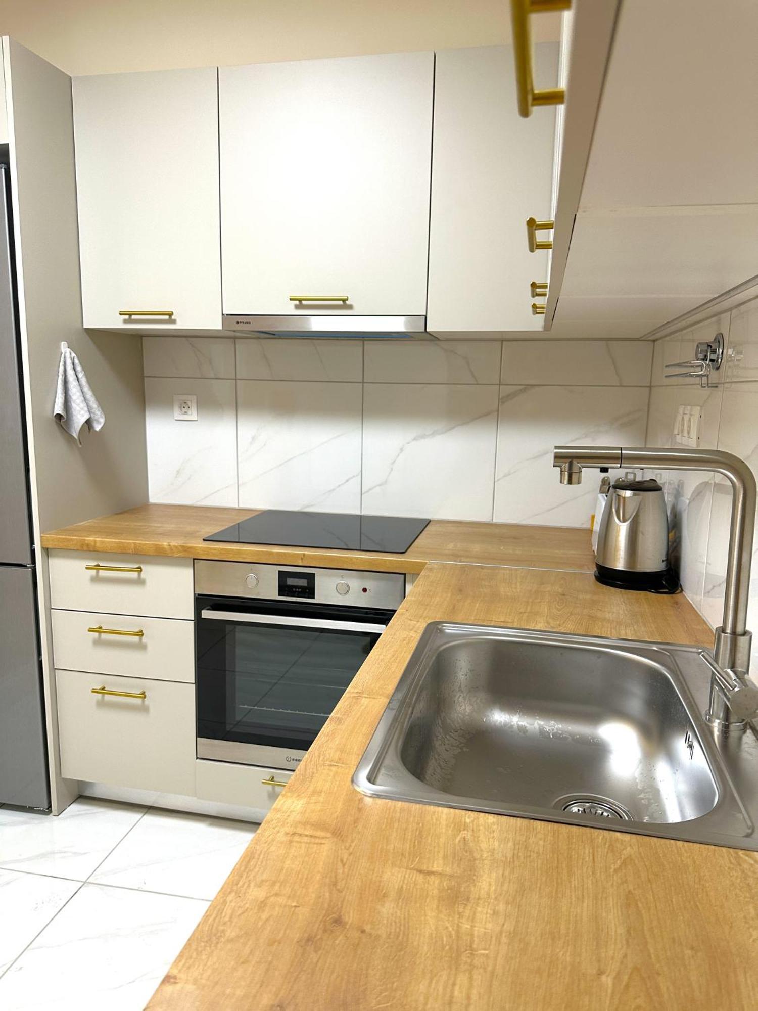 Queens Avenue Apartment